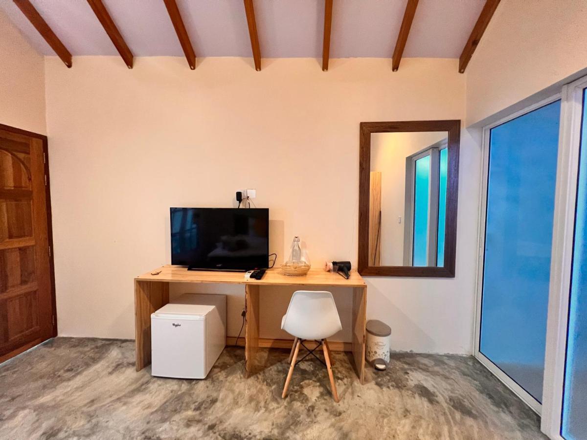 Manta Stay Thoddoo, Maldives Экстерьер фото