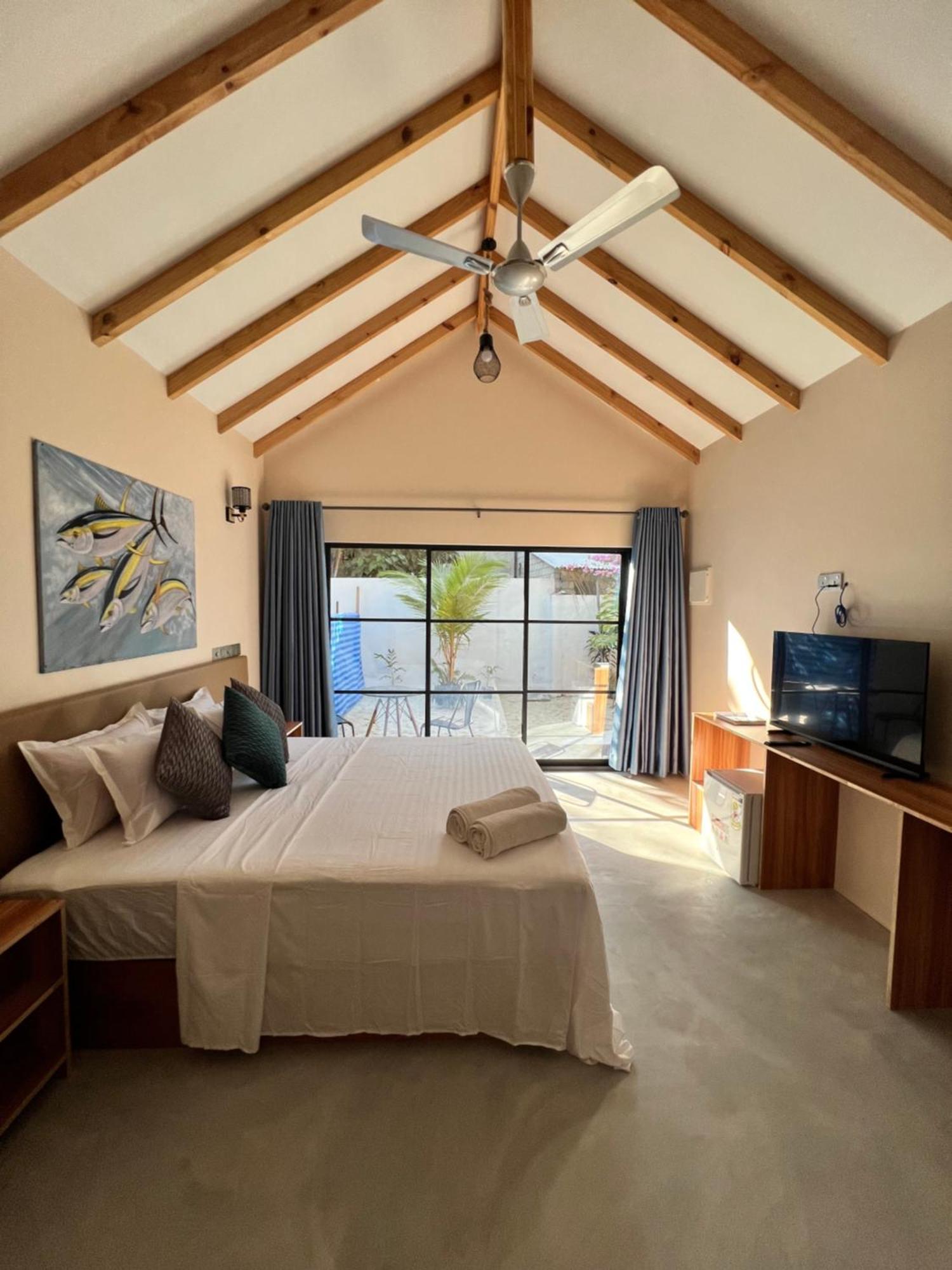 Manta Stay Thoddoo, Maldives Экстерьер фото