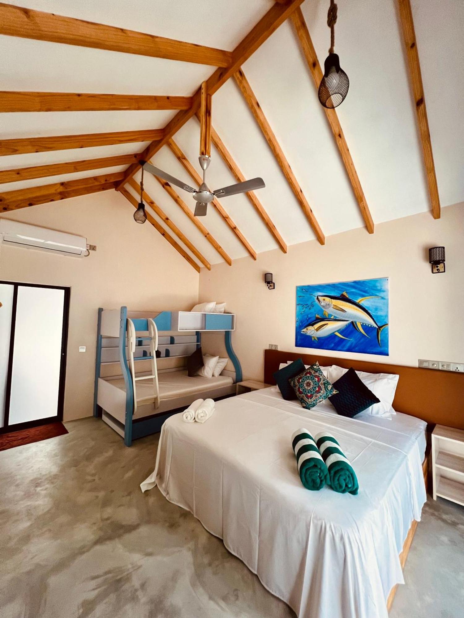 Manta Stay Thoddoo, Maldives Экстерьер фото