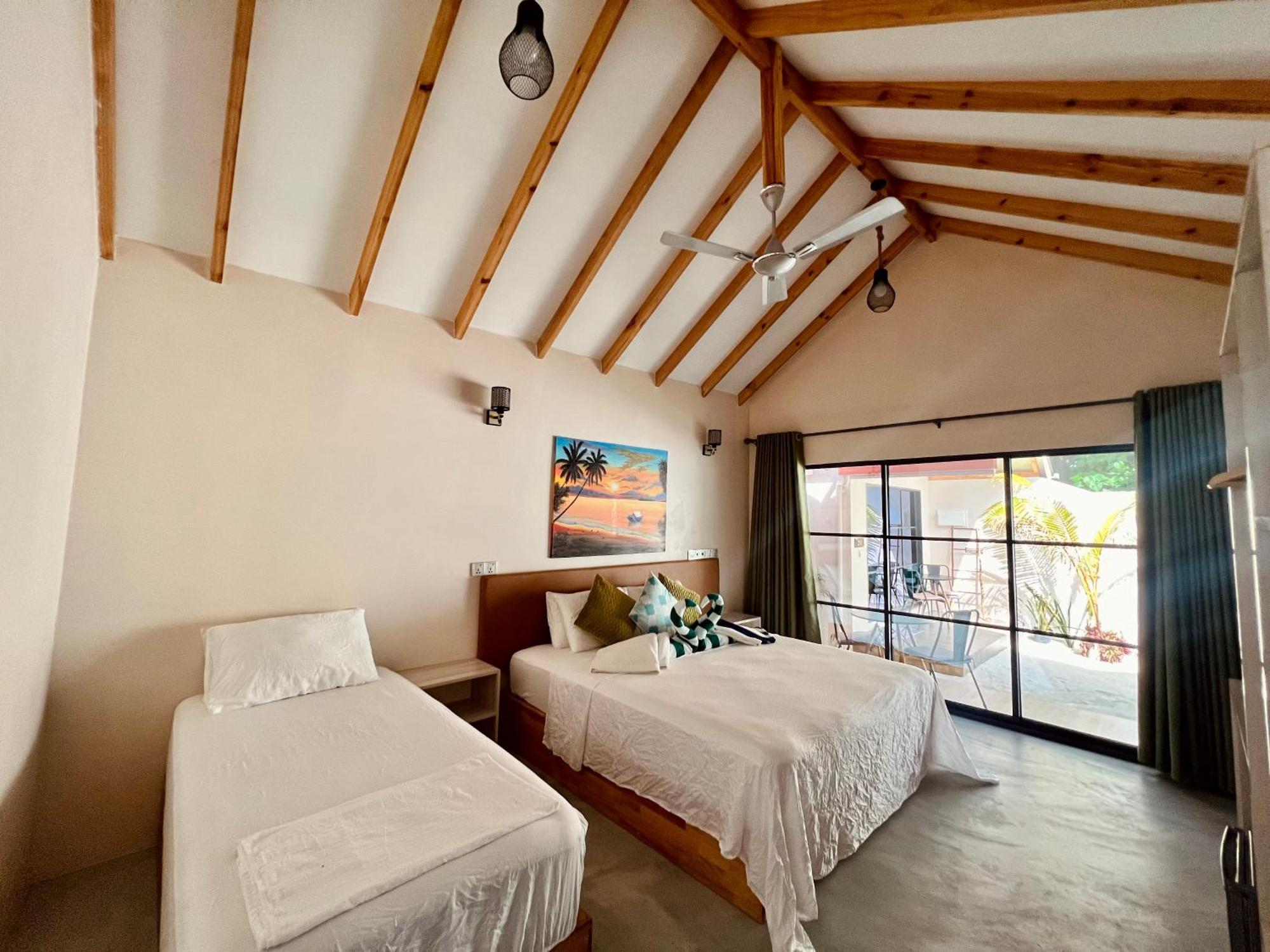 Manta Stay Thoddoo, Maldives Экстерьер фото