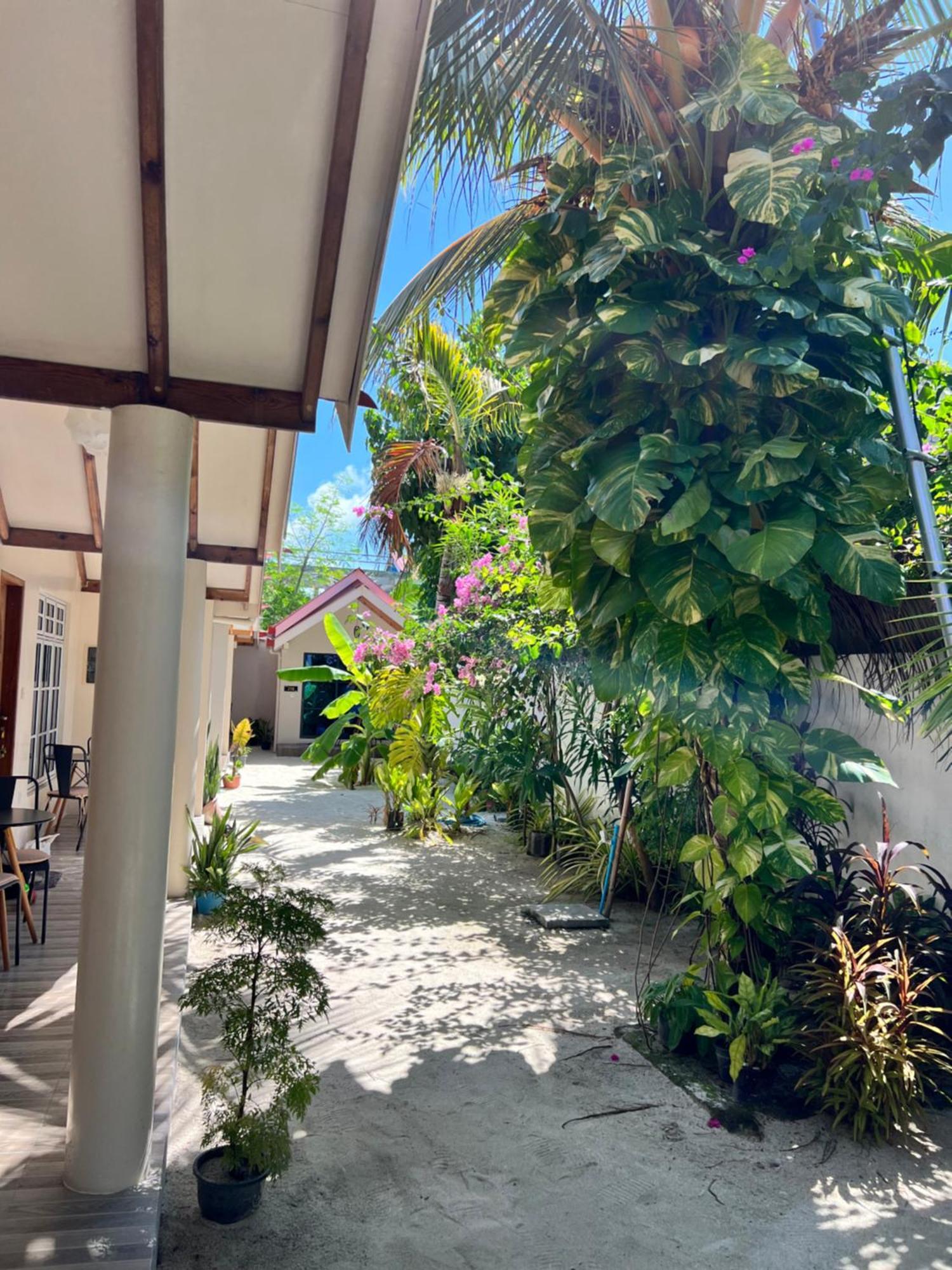 Manta Stay Thoddoo, Maldives Экстерьер фото