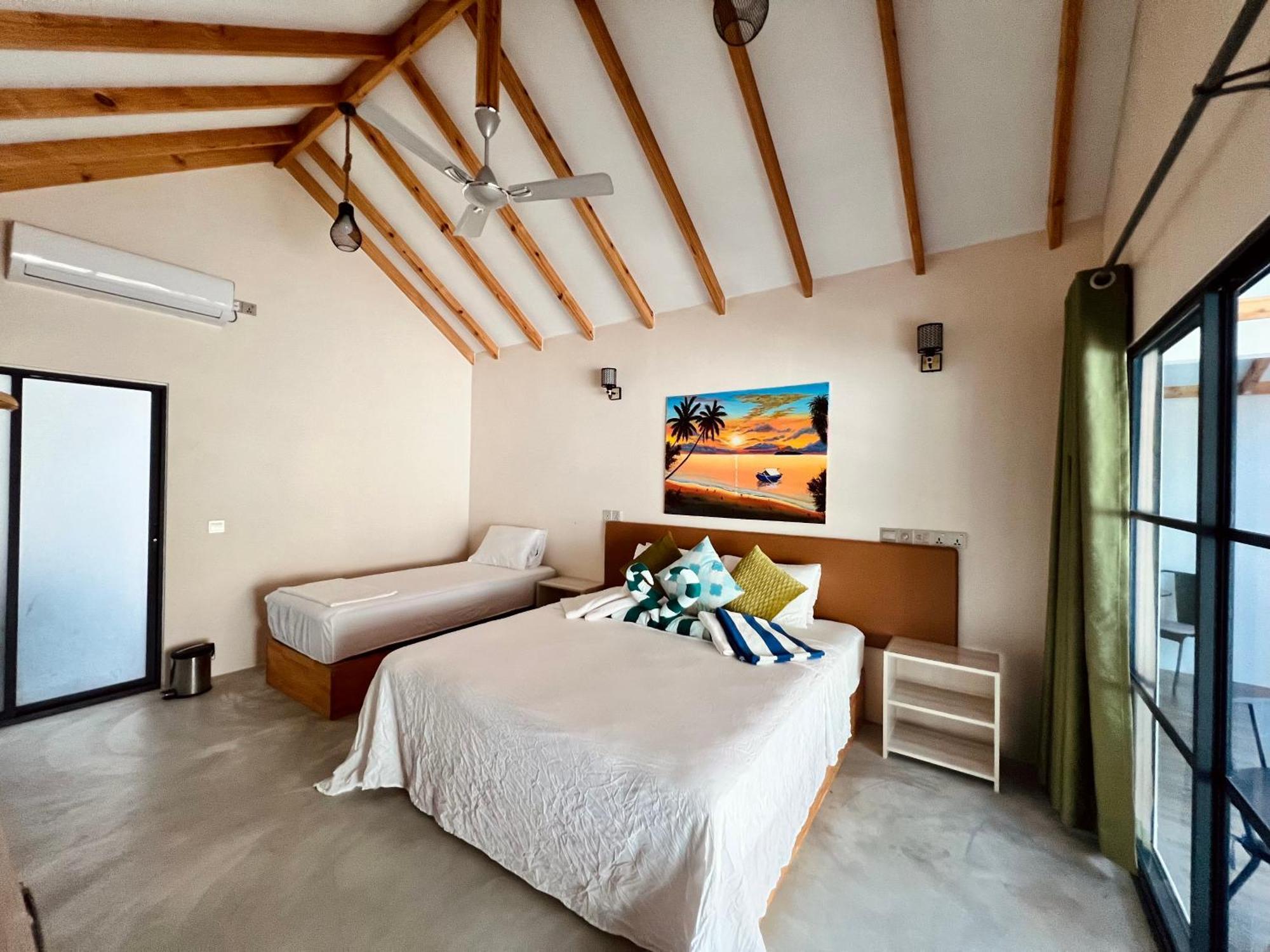 Manta Stay Thoddoo, Maldives Экстерьер фото